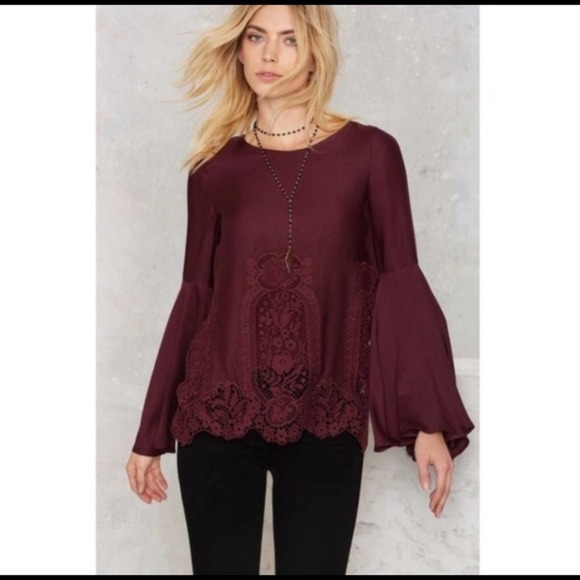 NWT The Jetset Diaries Verona Crochet Bell Sleeve Blouse - Picture 2 of 10